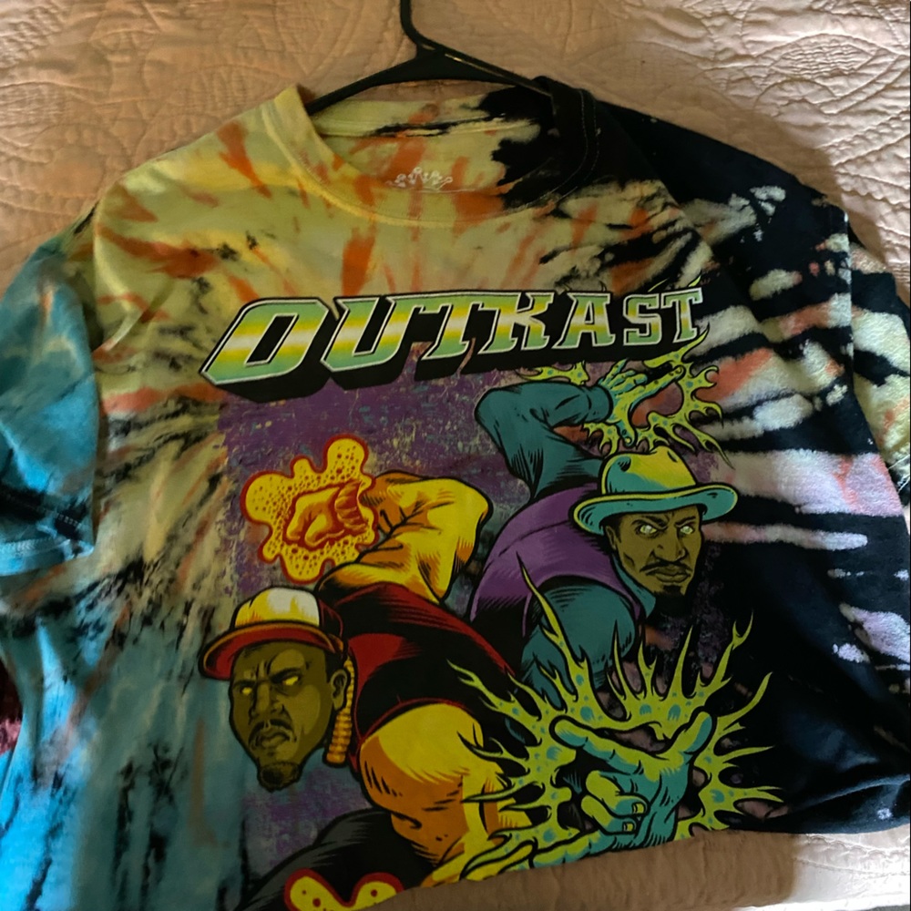 Outkast Crop